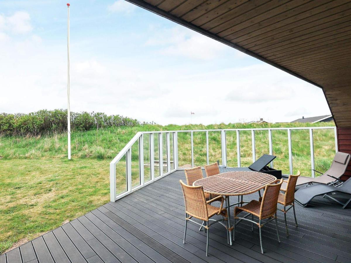 8 Person Holiday Home In L Kken Lokken Exterior photo